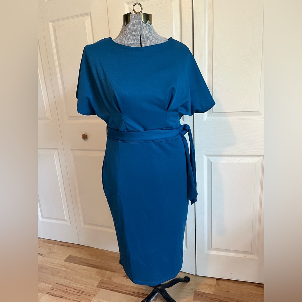 Elegant Blue Midi Dress with matching belt size large